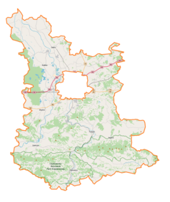 Mapa konturowa powiatu tarnowskiego, u góry nieco na lewo znajduje się punkt z opisem „Żabno”