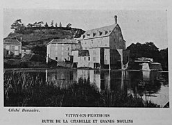 Moulins sur la rivière.