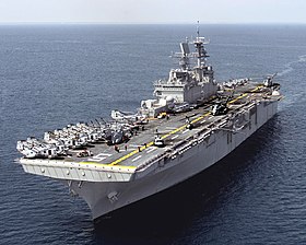 illustration de USS Bataan (LHD-5)