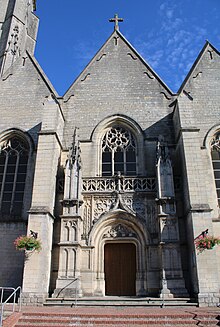 Vaulx-Vraucourt Eglise 13.jpg