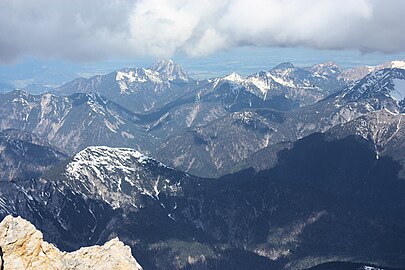 Von der Zugspitze (westlicher Teil mit Säuling) ...