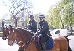 voir la légende ci-après