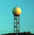 Torre de radar meteorològic Doppler en San Diego (Califòrnia).
