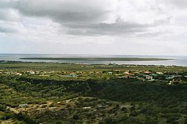 Klein Bonaire über Kralendijk hinweg, der Hauptstadt Bonaires