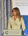 Melania Trump håller tal vid International Women of Courage Award, 2017.