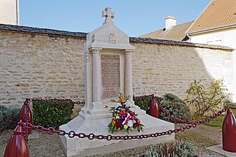 Monument aux morts.