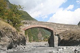 Ulu bridge in Ilisu, Qakh District Interfase