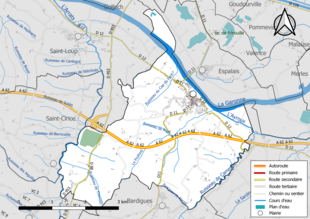 Carte en couleur présentant le réseau hydrographique de la commune