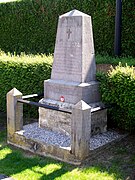 Le monument des otages de Senlis assassinés le 2 septembre 1914.