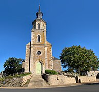 Eglise-Saint-Nicodeme-de-Bourseul-22-facade-clocher-byRundvald.jpg