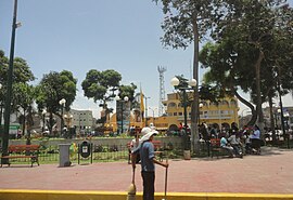 Hauptplatz in der Stadtmitte von Huaral