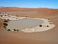 Sossusvlei, deels oorstroom