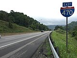 View east along I-470 past the CR 91/1 exit in Bethlehem