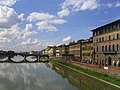 Lumi Arno në Firence