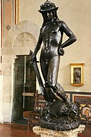 El David de Donatello (c. 1440). Muséu Bargello, Florencia.
