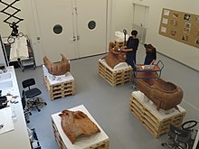 Louvre-Lens - Restauration du Sarcophage des Époux (Cp 5194) avant l'exposition Les Étrusques et la Méditerranée (A03, 9 octobre 2013) :