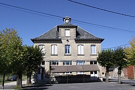 The town hall in Taizy