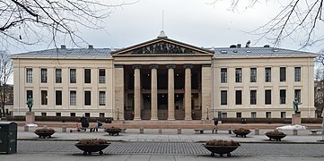 Edificio de la Universidad de Oslo (1841-1856), de C. H. Grosch