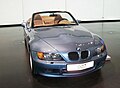 James Bond conduira également pendant une courte scène une BMW Z3.