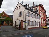 Repräsentative Gebäude an der Mainzer Straße in Hochheim