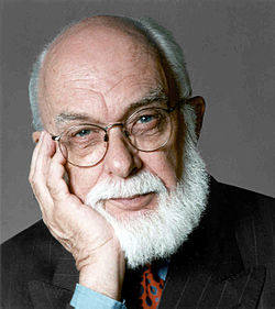 James Randi vuonna 2004.