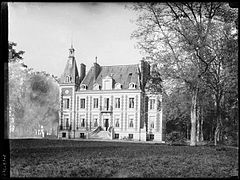 Le château de La Grange-Feu-Louis (détruit).