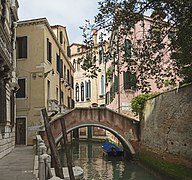 Ponte del Traghetto (Venice)