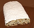 Angeschnittener Christstollen