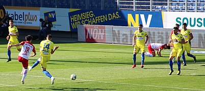 SKN St. Pölten versus FC RB Salzburg (21. April 2019) 03.jpg