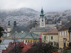 Центр города с костёлом Святой Катерины и старым замком