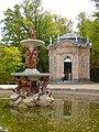 Jardins royaux à La Granja - fontaine et temple de musique.