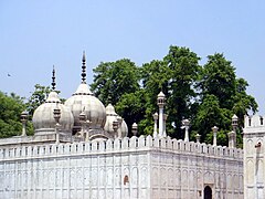 मोती मस्जिद