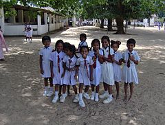 Sri Lanka-i iskoláslányok