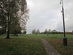 An autumnal Lowndes Park - geograph.org.uk - 5956365.jpg