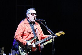 Elvis Costello (51409615538).jpg