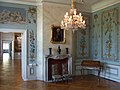 Musikzimmer mit bemalten Tapeten aus Schloss Ostrau, um 1720/1730