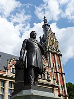 Statue de Théodore Verhaegen, par Guillaume Geefs, en face de l'ULB.