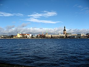 Die Daugava-rivier in Riga, Letland.