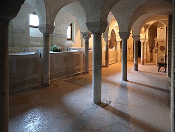 Veduta delle Tombe dei Vescovi di Treviso, all'interno della Cripta