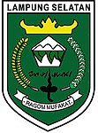 Lambang lama Kabupaten Lampung Selatan (1981-2011).[3]