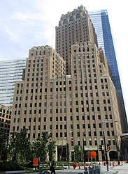 El Barclay-Vesey Building de estilo Art Deco.