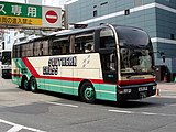 林田バス 鹿児島22き 676（日産ディーゼルU-RD620UBN） 林田バスでは夜行高速バス「サザンクロス号」用の独立3列シートの3軸スーパーハイデッカー車を夜行・昼行ともに使用していた