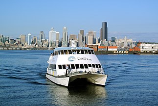 English: King County / Elliot Bay water taxi and downtown Seattle