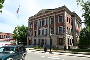 Piatt County Courthouse, seit 2009 im unter der Nr. 08000400 im NRHP gelistet[1]