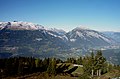 Blick über das Rheintal auf den Kunkelspass und die Abbruchfläche des Taminser Bergsturzes