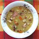 Grochówka – pea soup