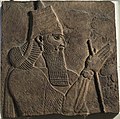 アッシリア王ティグラト・ピレセル3世のレリーフ　紀元前8世紀ごろ