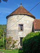 Colombier de la ferme du château.