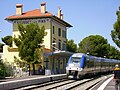 La gare de Sausset-les-Pins, style typique de la ligne