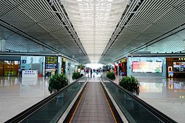 Tianjin Binhai International Airport T2 inside.jpg